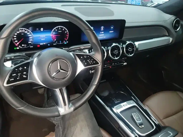 Mercedes-Benz GLB-Class — Фото автомобиля 9