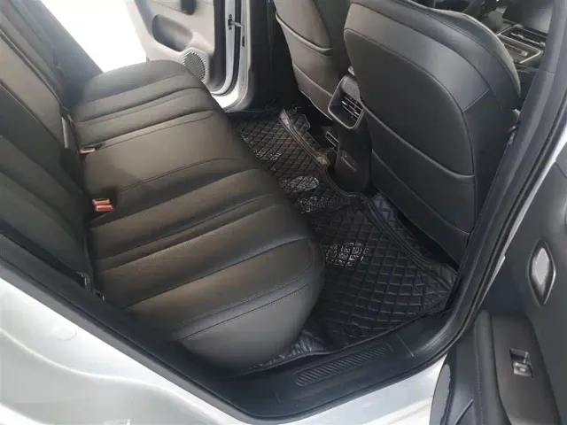 Wuling Starlight S — Фото автомобиля 12