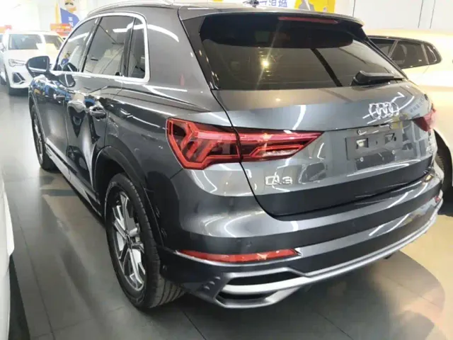 Audi Q3 — Фото автомобиля 4
