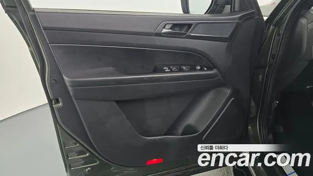 KG_Mobility_Ssangyong Rexton Новый Rexton Sport Дизель 2.2 4WD — Фото автомобиля 24