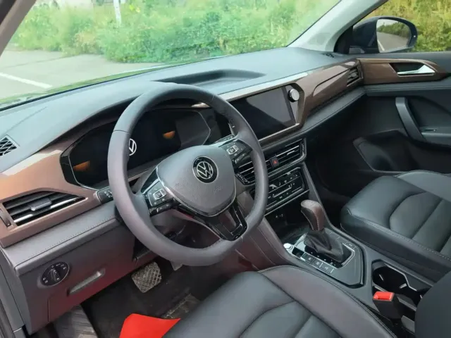 Volkswagen Tharu — Фото автомобиля 14