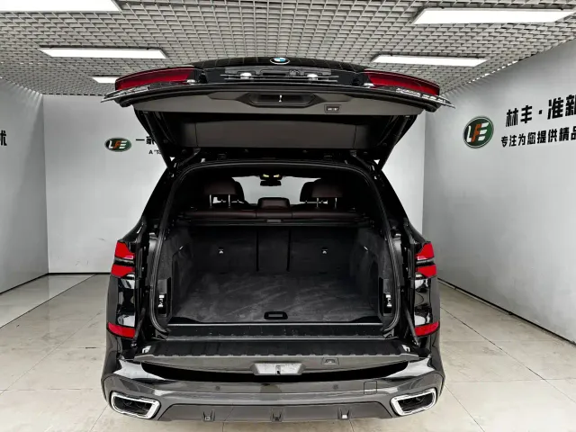 BMW X5 — Фото автомобиля 30