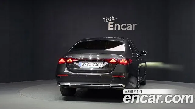 Mercedes-Benz E-Class E-класс W214 E300 4MATIC Exclusive — Фото автомобиля 4