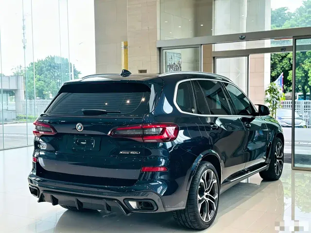BMW X5 — Фото автомобиля 7