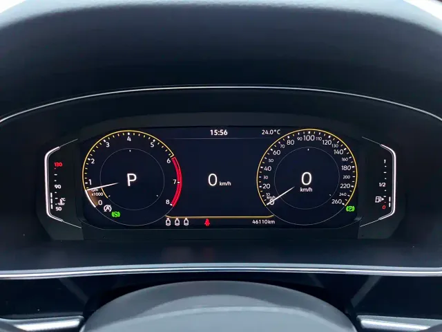 Volkswagen Passat — Фото автомобиля 9