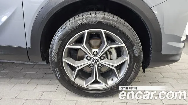 KGM Korando Beautiful — Фото автомобиля 6