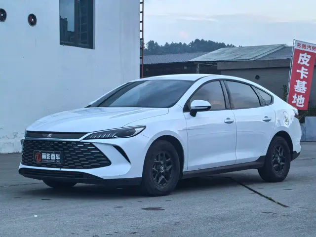 BYD Qin PLUS — Фото автомобиля 4