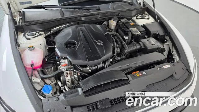 Hyundai Sonata — Фото автомобиля 9