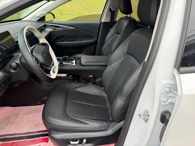 Wuling Starlight — Фото автомобиля 8