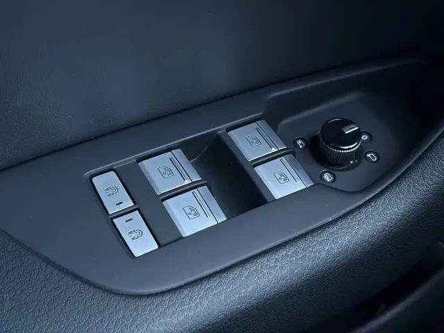 Audi A6L — Фото автомобиля 19