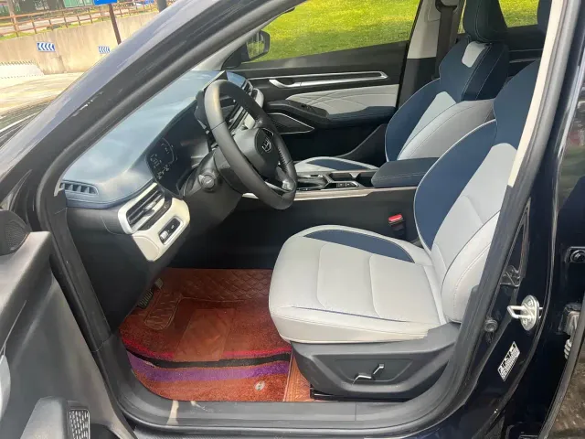 Geely Emgrand — Фото автомобиля 4