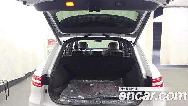 Genesis GV70 2.5T Бензин AWD — Фото автомобиля 20