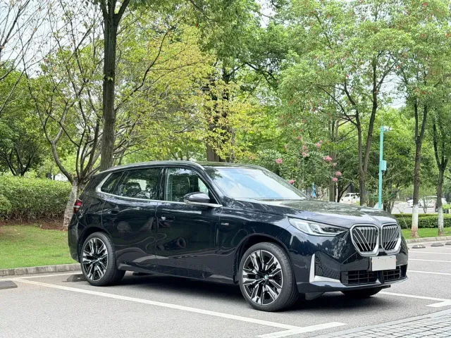 BMW X3 — Фото автомобиля 2