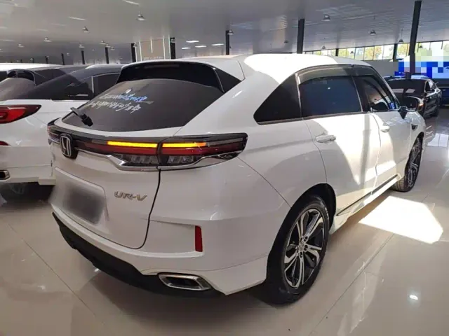 Honda UR-V — Фото автомобиля 6