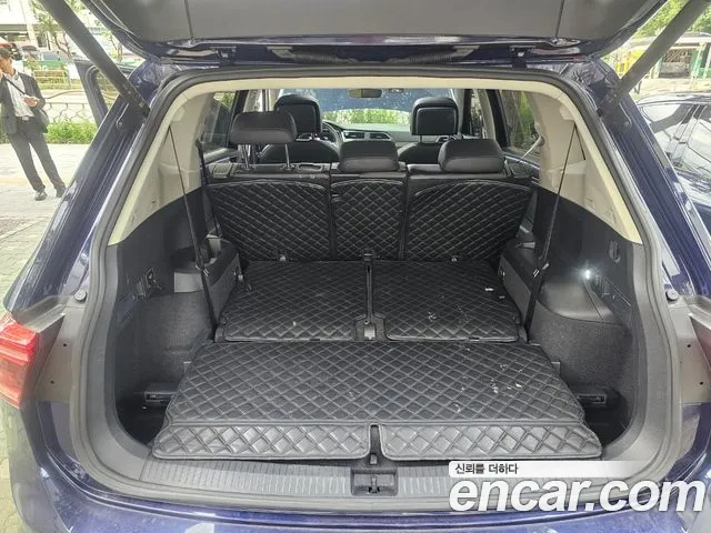 Volkswagen Tiguan — Фото автомобиля 19