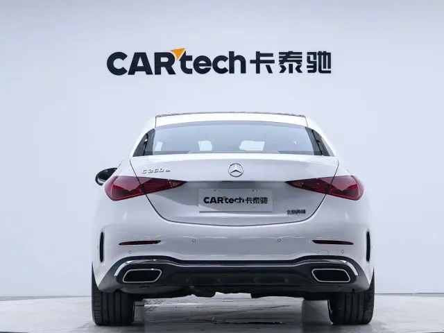 Mercedes-Benz C-Class — Фото автомобиля 3