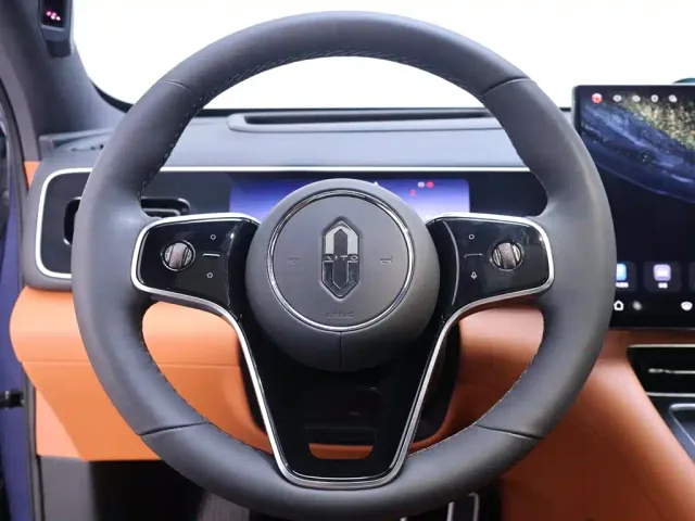 Aito M7 — Фото автомобиля 15