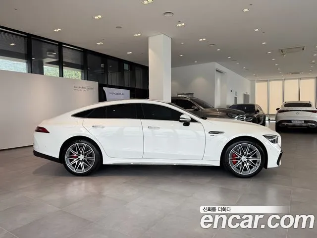 Mercedes-Benz AMG GT 4 двери 43 4MATIC+ — Фото автомобиля 9