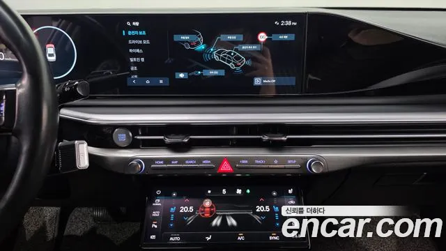 Hyundai Grandeur GN7 — Фото автомобиля 12
