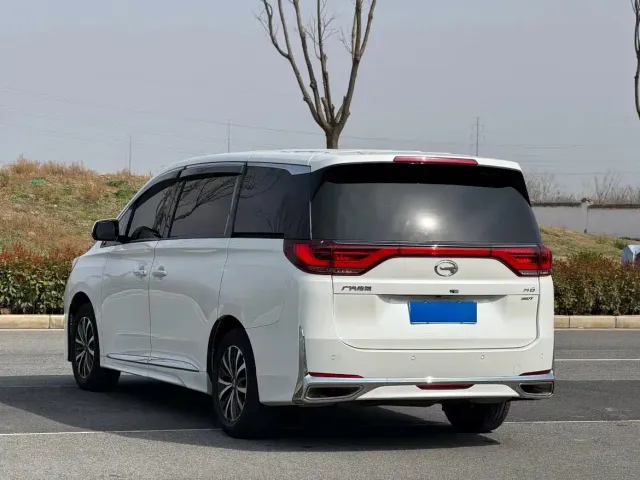 GAC Trumpchi M8 — Фото автомобиля 9