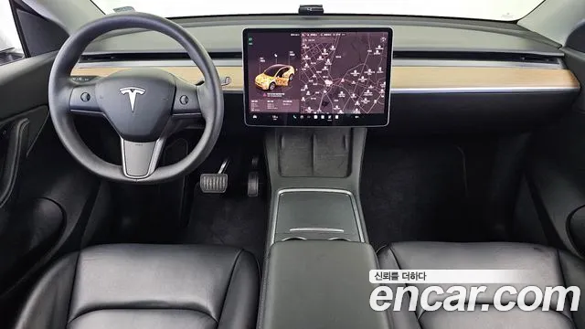 Tesla Model Y — Фото автомобиля 7