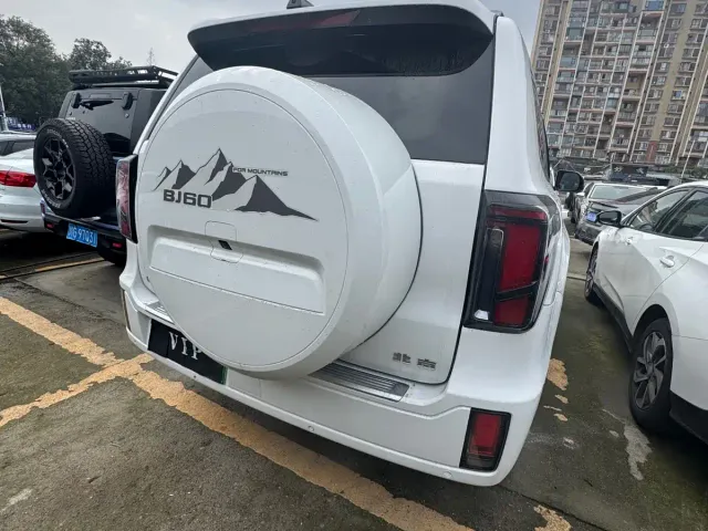 BAIC BJ60 Thunder — Фото автомобиля 16