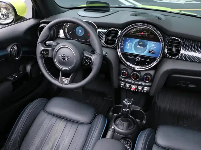 MINI Hatch — Фото автомобиля 28