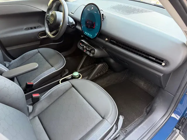 MINI Electric MINI ACEMAN — Фото автомобиля 15