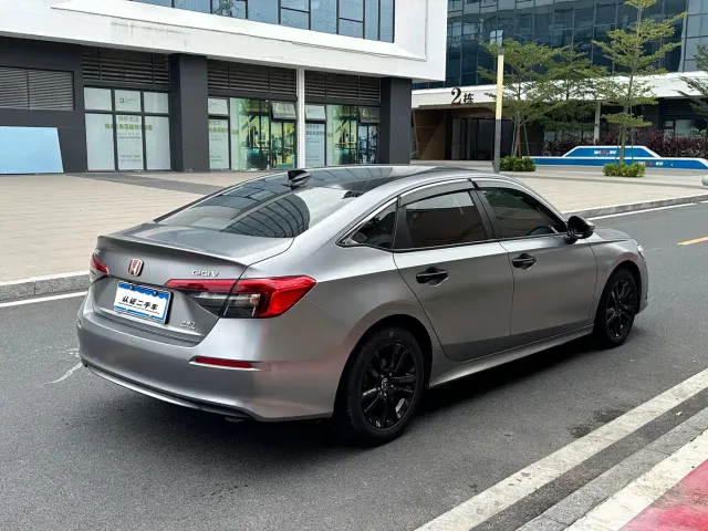 Honda Civic — Фото автомобиля 4