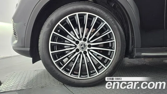 Mercedes-Benz GLC-Class GLC-класс X254 GLC300 4MATIC Avantgarde — Фото автомобиля 4