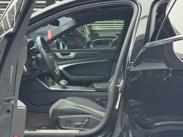 Audi A6L — Фото автомобиля 8