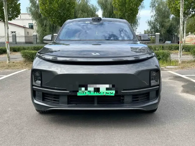 Li Auto L9 — Фото автомобиля 2