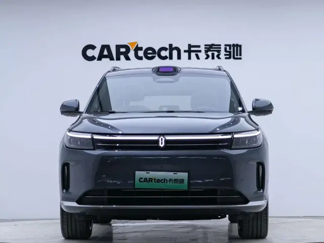 Aito M7 — Фото автомобиля 6