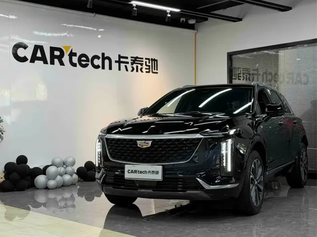 Фотография автомобиля — Cadillac XT5