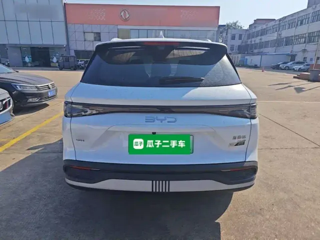 BYD Seal 05 DM-i — Фото автомобиля 5