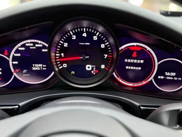 Porsche Panamera — Фото автомобиля 6