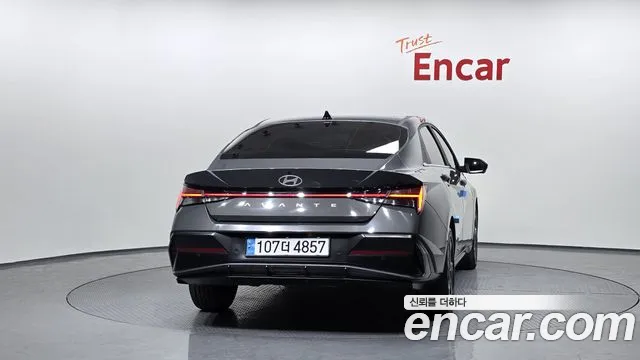 Hyundai Avante CN7 — Фото автомобиля 4