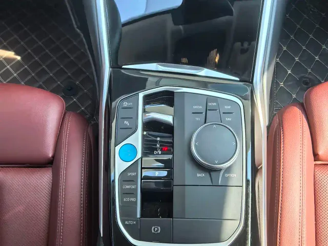 BMW i3 — Фото автомобиля 5