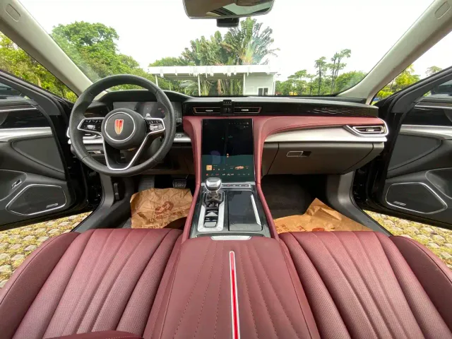 Hongqi H5 — Фото автомобиля 8