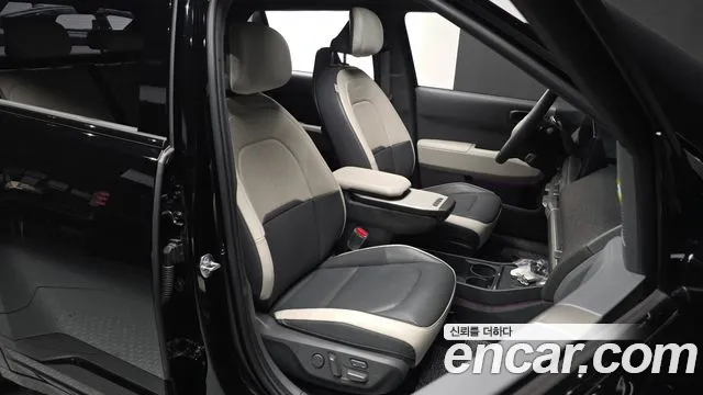 Kia EV3 Long Range 2WD — Фото автомобиля 20