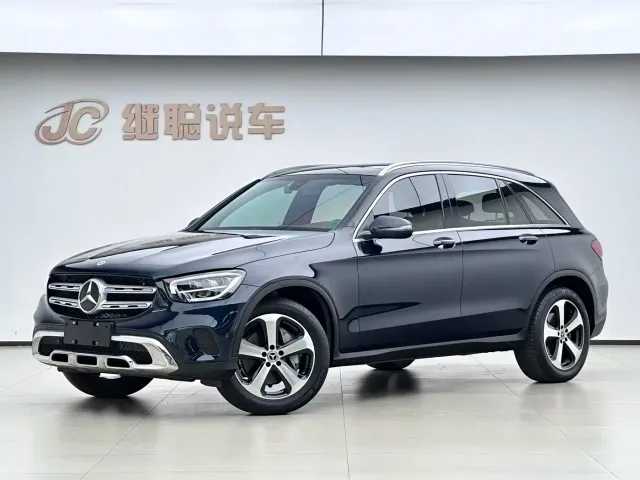 Фотография автомобиля — Mercedes-Benz GLC-Class