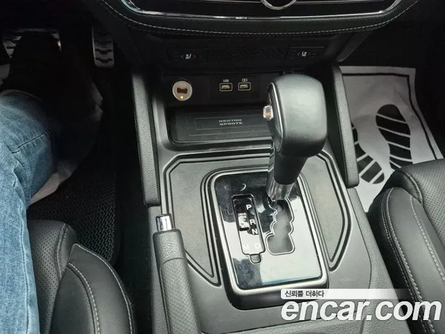 KG_Mobility_Ssangyong Rexton Новый Rexton Sport Khan Дизель 2.2 4WD — Фото автомобиля 9
