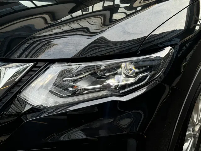 Nissan X-Trail — Фото автомобиля 3