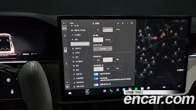 Tesla Model X — Фото автомобиля 21