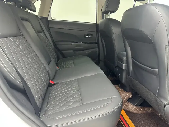 Mitsubishi ASX — Фото автомобиля 9