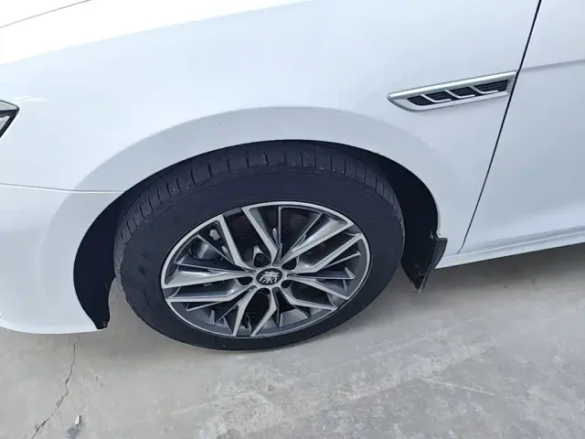BYD Qin PLUS — Фото автомобиля 22