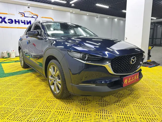 Mazda CX-30 — Фото автомобиля 3