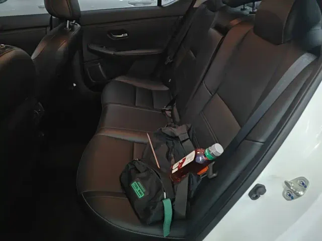 Nissan Sylphy — Фото автомобиля 16