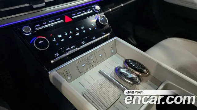 Hyundai Santa Fe MX5 — Фото автомобиля 15