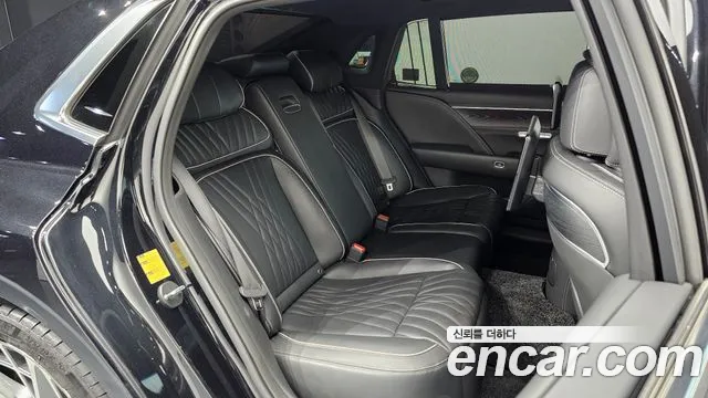 Genesis G90 Бензин 3.5 турбо AWD — Фото автомобиля 11